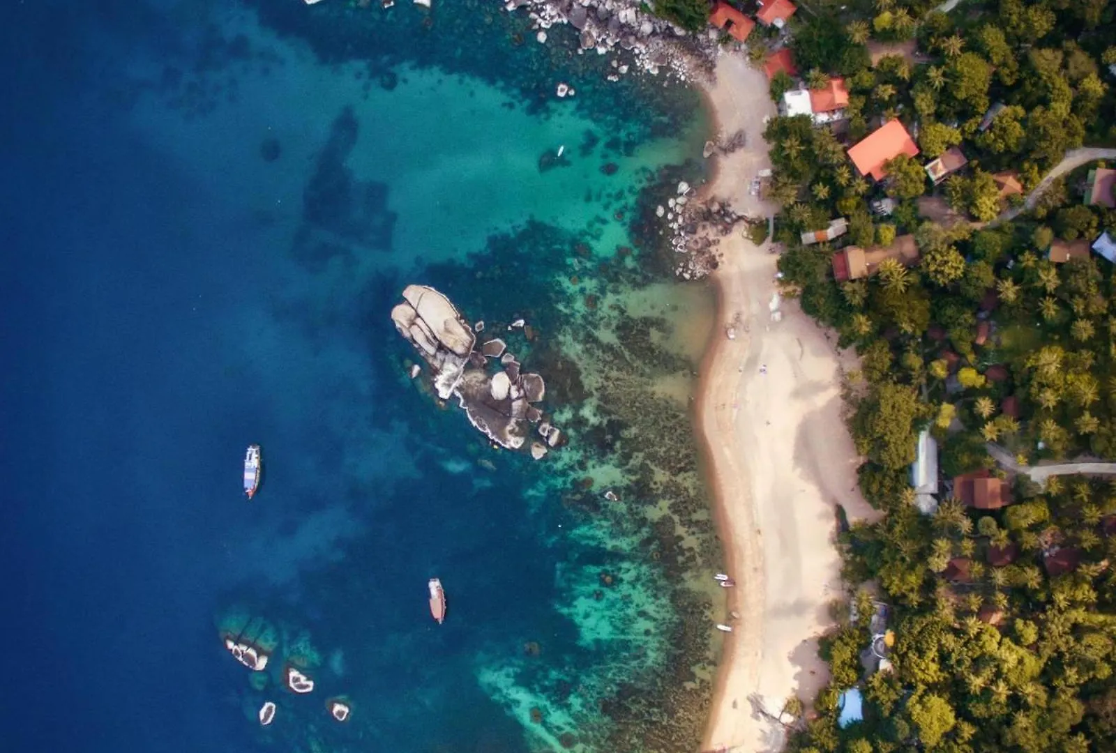 Ko Lanta Amantra Hostels - Women Only Thailand